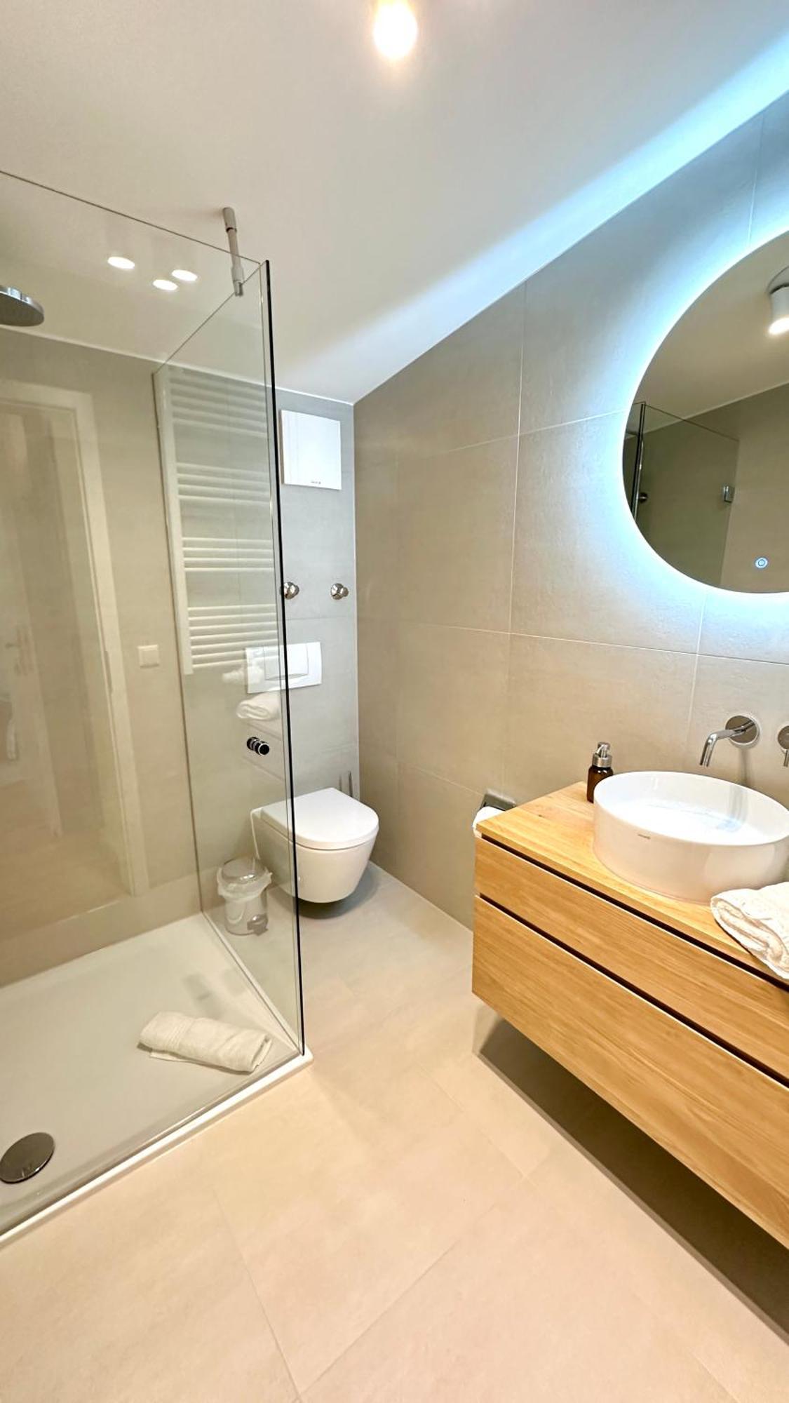 Kapitaenshaus Friedrich Franz - Premium Apartments 200 Meter Vom Strand Und Alten Strom روستوك المظهر الخارجي الصورة
