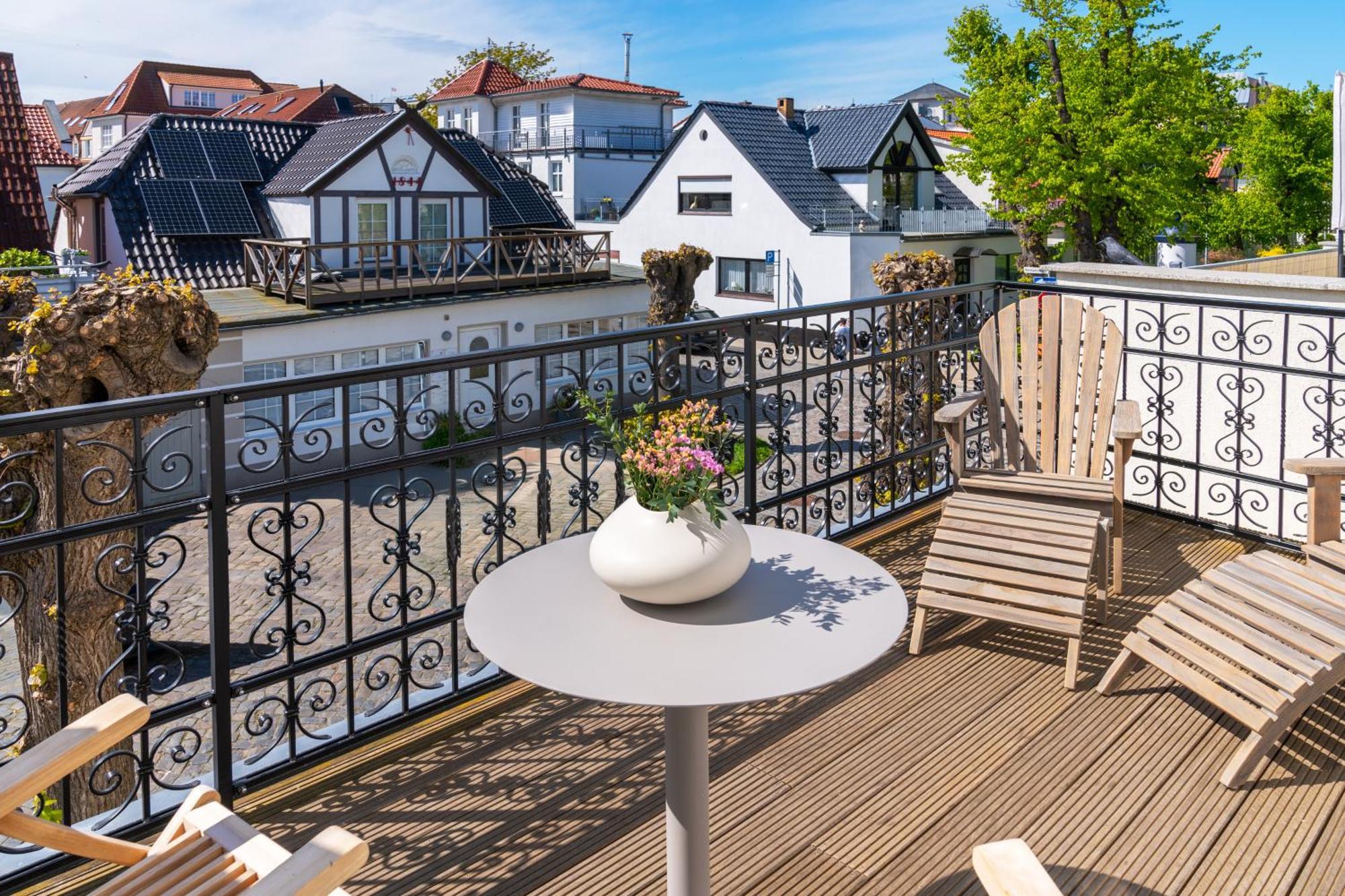Kapitaenshaus Friedrich Franz - Premium Apartments 200 Meter Vom Strand Und Alten Strom روستوك المظهر الخارجي الصورة