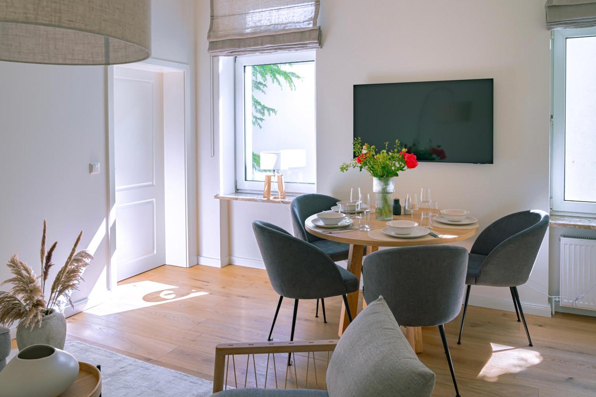 Kapitaenshaus Friedrich Franz - Premium Apartments 200 Meter Vom Strand Und Alten Strom روستوك الغرفة الصورة